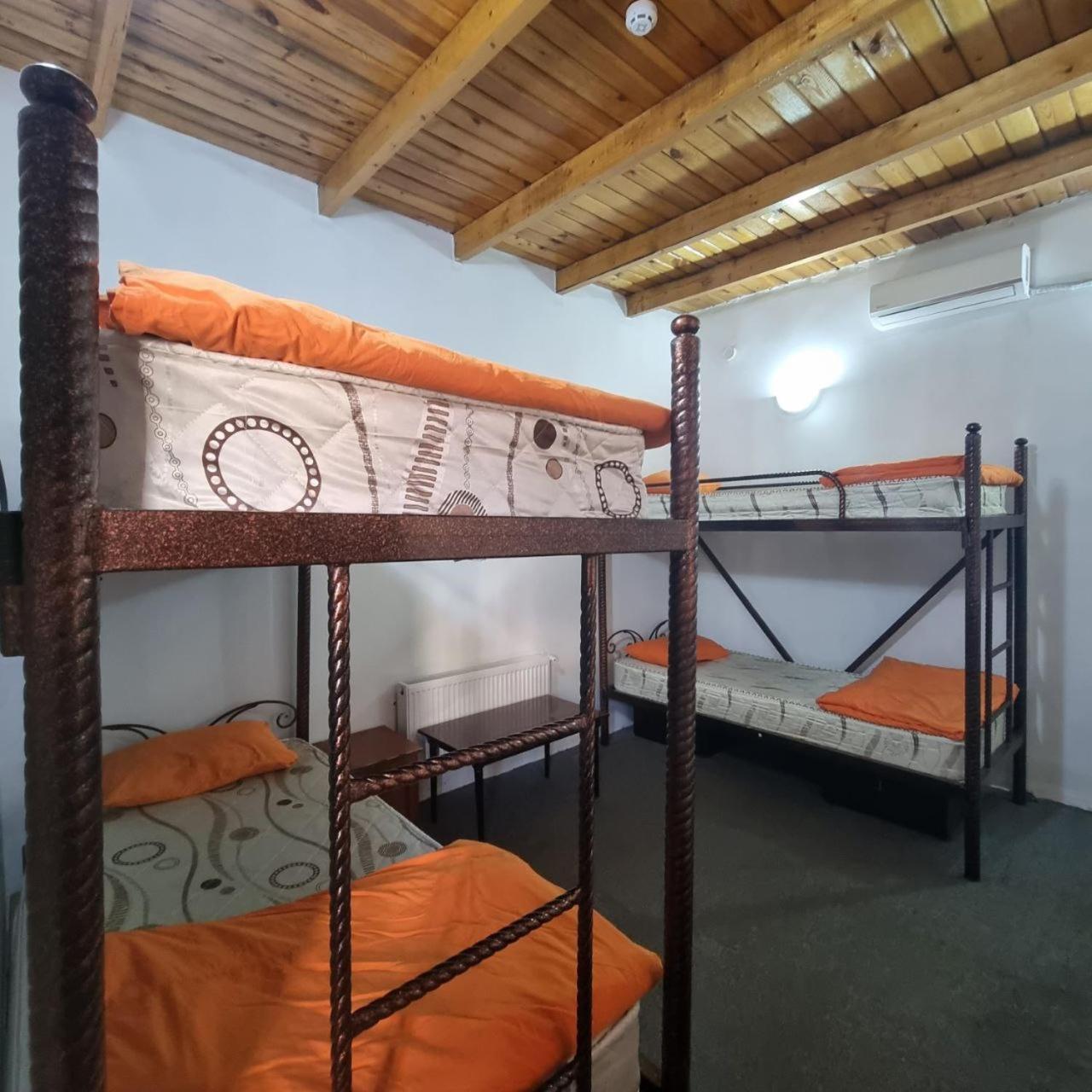 Sim-Sim Hostel & Backpackers Самарканд Екстериор снимка