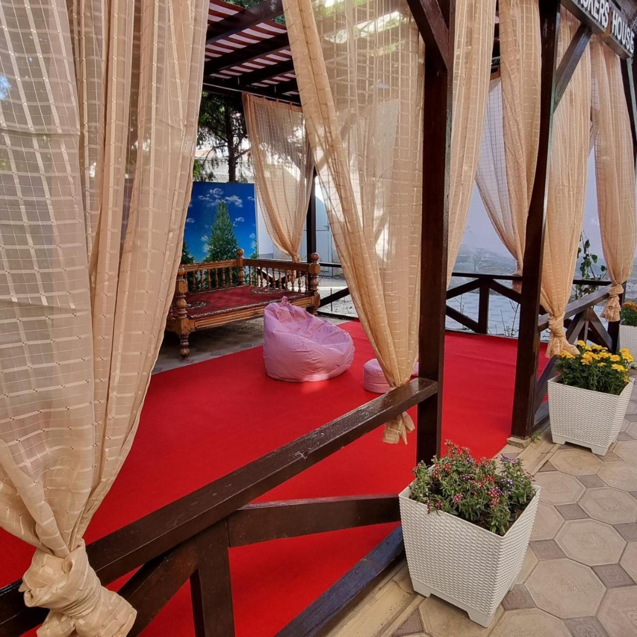 Sim-Sim Hostel & Backpackers Самарканд Екстериор снимка
